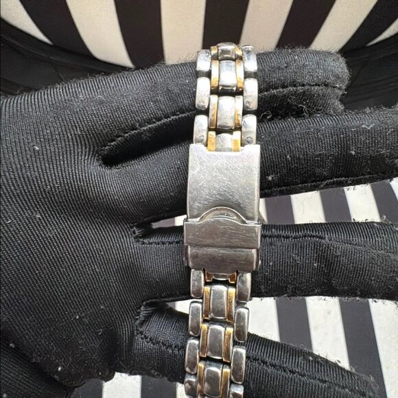 Vintage Disney Eeyore Wrist Watch - Picture 4 of 4